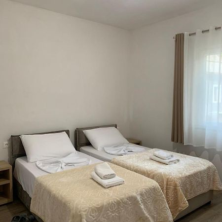 Serenity Guesthouse 세스 외부 사진