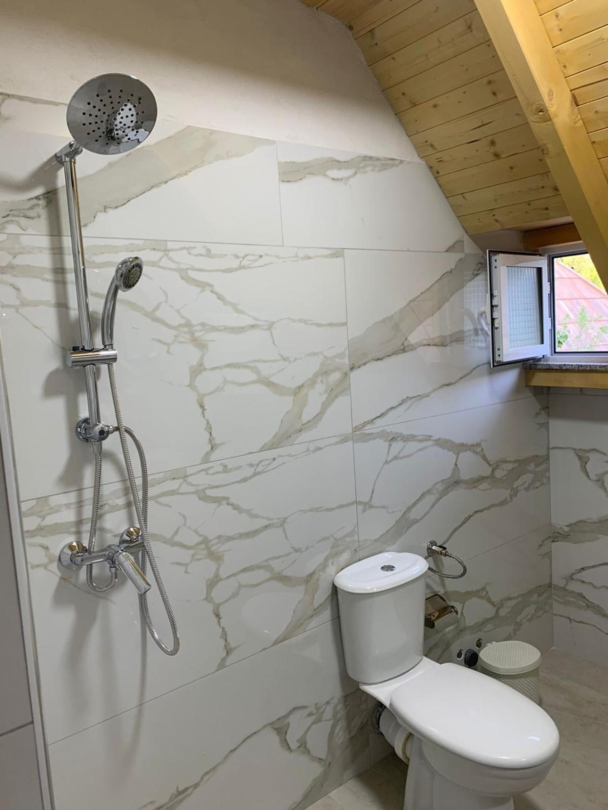 Serenity Guesthouse 세스 외부 사진